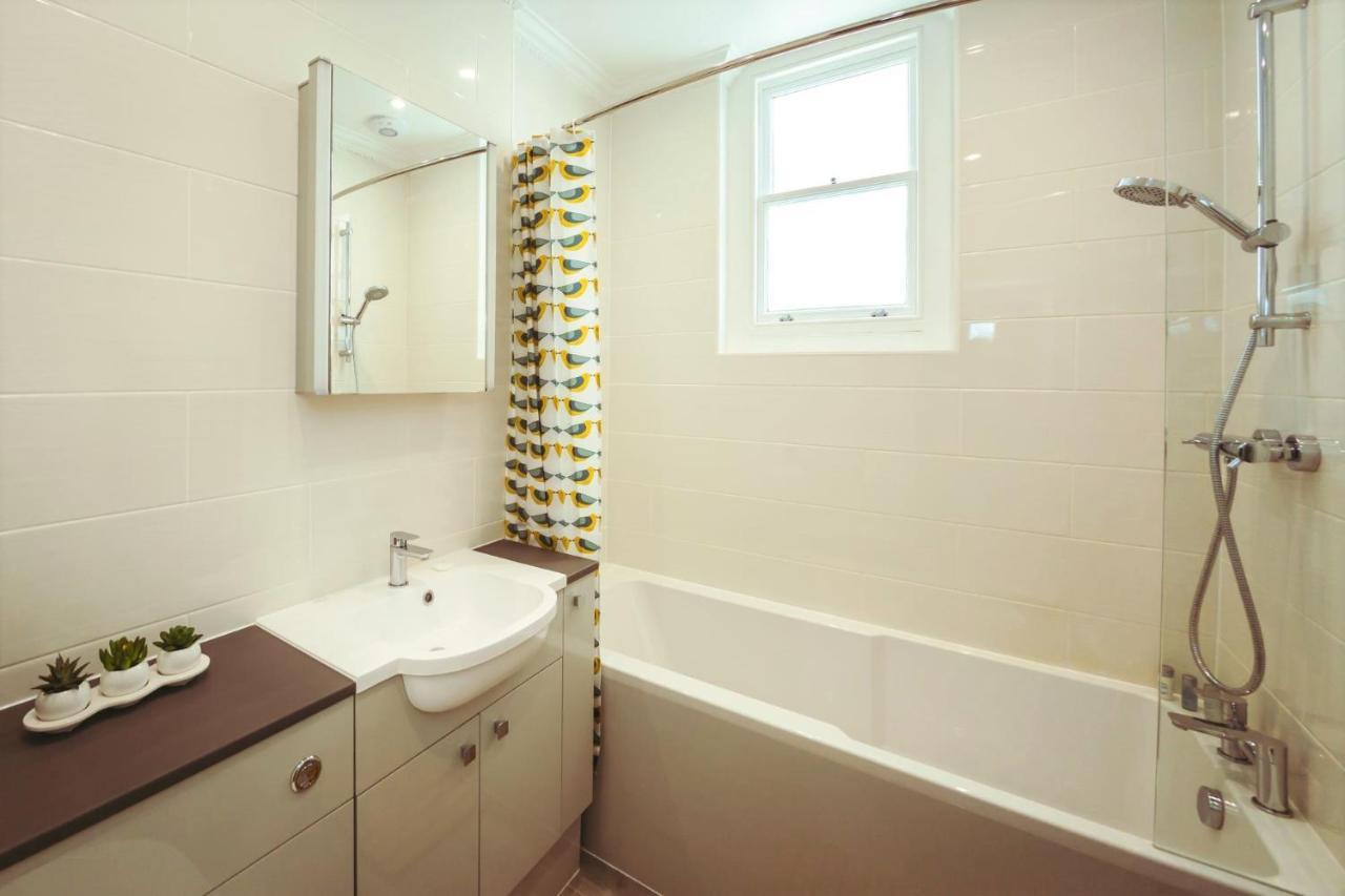 Stylish, Central, Adults-Only 1-Bed Hideaway Eastbourne Dış mekan fotoğraf